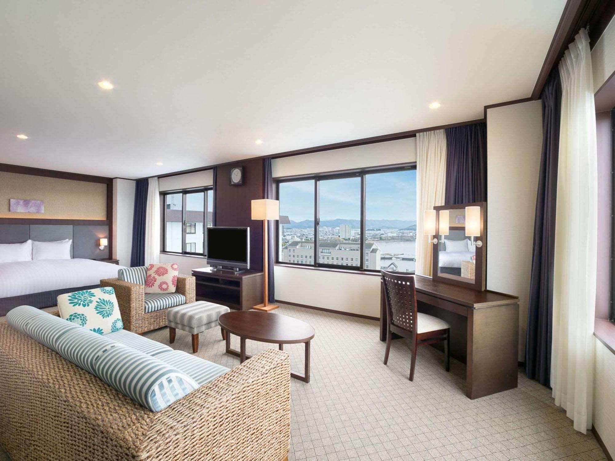 Grand Mercure Lake Biwa Resort & Spa Нагахама Экстерьер фото